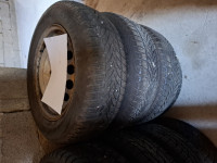 Gume zimske Goodyear 195/65/16 4 kom.