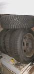 Gume zimske Hankook 165/65/15 4 kom.