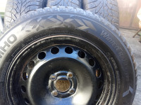 Gume zimske na felgama( Renault 4x100)Kumho 195/65/15 4 kom.2023god