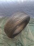 Gume zimske Nokian 215/50/18 2 kom.