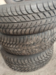 Gume zimske Sava 195/65/15 4 kom.30 e sve 4 gume