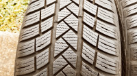 Gume zimske Vredestein 205/55/17 2 kom.