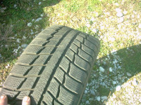 Gume Michelin 215/45/16 bez por i sms 092/329-4313