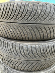 Gume Michelin 215/55/18 zimska 4 kom.