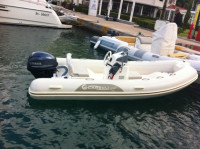 Gumenjak Capelli Tempest 405 - Yamaha F40