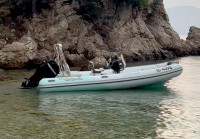 MV Marine 18 technology Hypalon + Mercury 100