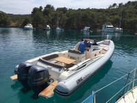 Prodajem Lomac Gt 10.5 Yamaha 2X300 Dbw