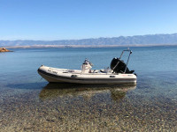 Valiant Vanguard 450 sa prikolicom