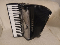 V.soprani 120b.(Italia) 4/5 *** TOP STANJE* mog.zamjena