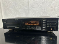 Cd changer Pioneer PD-M710,potpuno ispravno,za 6 cd-a
