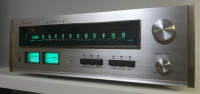 Accuphase T-101 FM stereo tuner
