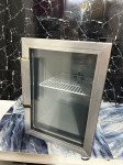 Mini frizider H-887,ispravan,za 12 boca vina ili bilo sta drugo !