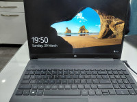 Prodajem HP 250G8 i5-1035G1, 256GB SSD, 8GB DDR4 RAM