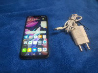 HUAWEI MATE 20 LITE + Punjač odličan uredno očuvan
