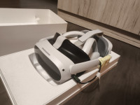 Pico 4 VR naocale, headset za virtualnu stvarnost