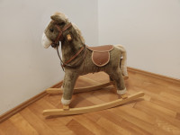 KAO NOV - DJEČJI KONJIĆ ZA NJIHANJE