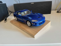 Burago - Dodge Viper GTS Coupe “Blue  1:18 Scale