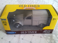 CITROEN 2CV SPAČEK FOURGONNETTE (NOVO) Welly 1:32, autić oldtimer