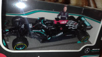 Diecast model F1 Mercedes AMG W12 Bottas 1/43 Burago