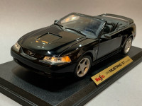 Ford MUSTANG GT Convertibile iz 1999. Maisto 1/18 Special Edition