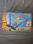 Hot Wheels Spiral Speed Crash