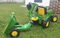 John Deere traktor za djecu