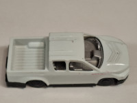 Kamiončić plastični bijeli igračka automobil