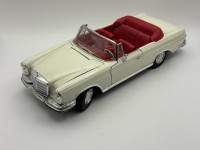 Mercedes 280 SE Automatic iz 1966. Maisto 1/18