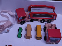 Set drvenih igračaka