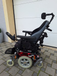 Invalidska elektromotorna kolica s više funkcija