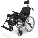 Invalidska kolica i antidekubitalni jastuk za sjedenje za kolica