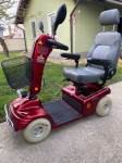 Invalidska kolica, Invalidski električni skuter DELUX klase