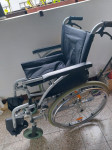 Poklanjaju se invalidska kolica
