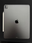 iPad Pro (12.9-inch) (4th generation) + Apple pen