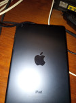 I pad mini,za dijelove,radi,7e,0955048675