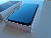 APPLE IPHONE 16 PRO MAX ODLICAN MINT STANJE 256 GB BAT 90%