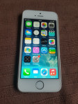 Iphone 5,16 gb,  ispravan, sa novim kabelom-sačuvan--bijeli