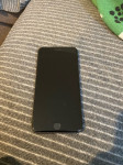 iPhone 8 Plus 256 GB – Baterija 100% Hitno 80€  i Honor X6 2019