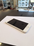 iPhone 8 64GB, zdravlja baterije 90%, R1 račun!