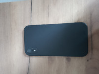prodajem iPhone xr 140 eura