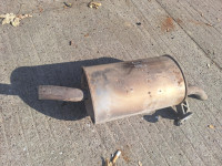 zadnji lonac clio 2003g. 1.2