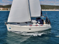 BAVARIA 33 CRUISER (2006/2007)