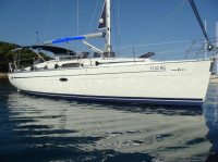 Bavaria 38 - 2008. godina (3 kabine, 6+2 ležaja)