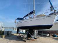 Jedrilica Bavaria 340 lagoon