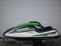 JET-SKI KAWASAKI SXR 800