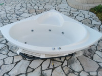 hidromasažna kada. jacuzzi