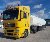 MAN TGX 1844 i poluprikolica cisterna Schwarzmuller, ADR
