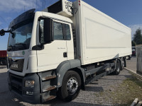 MAN 26.440 6x2 Hladnjaċa Zamjena