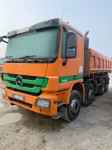 Mercedes Actros 3241