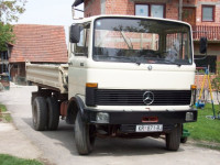 MERCEDES BENZ  813